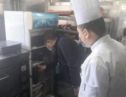 邢臺(tái)市市場監(jiān)督管理局圓滿完成兩會(huì)期間餐飲服務(wù)食品安全保障工作